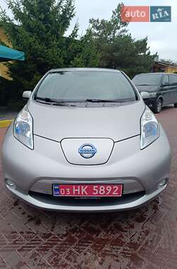 Хэтчбек Nissan Leaf 2014 в Ровно
