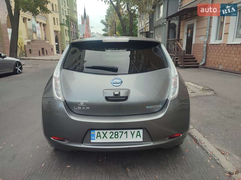 Хэтчбек Nissan Leaf 2014 в Харькове