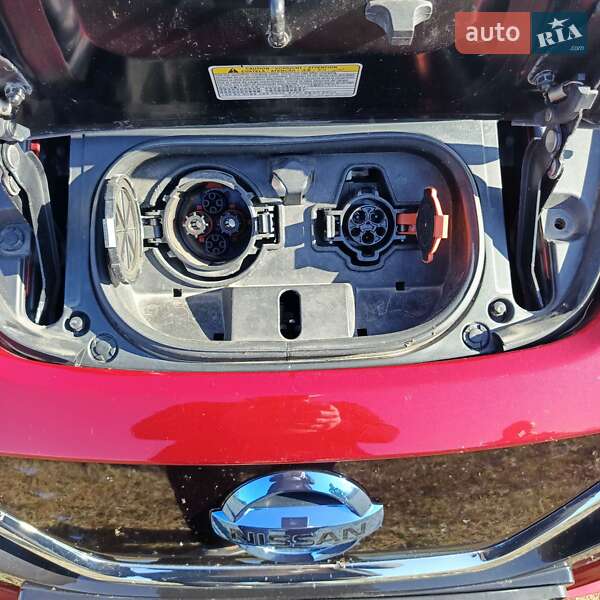 Хетчбек Nissan Leaf 2018 в Зіньківі