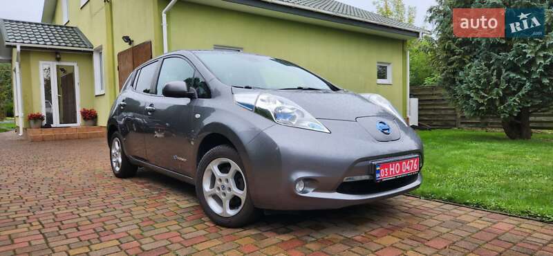 Хэтчбек Nissan Leaf 2014 в Ровно
