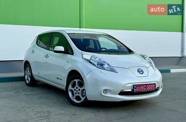 Хэтчбек Nissan Leaf 2014 в Александрие
