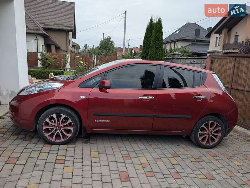 Хетчбек Nissan Leaf 2012 в Білій Криниці фото Хетчбек Nissan Leaf 2012 в Білій Криниці