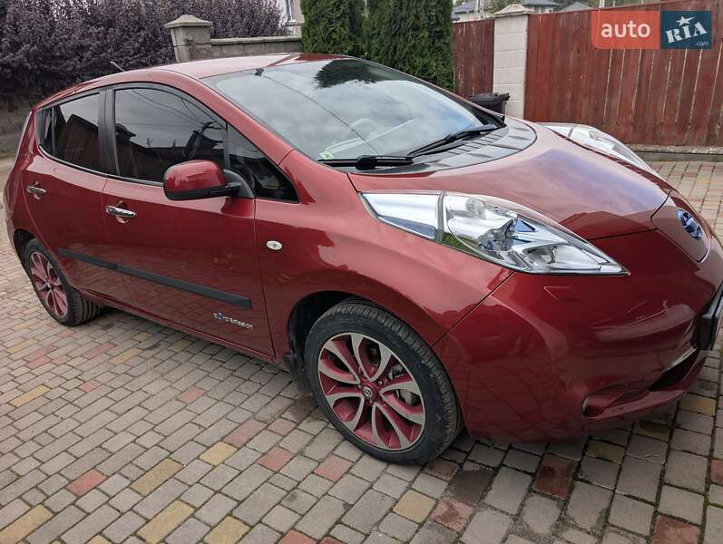 Хетчбек Nissan Leaf 2012 в Білій Криниці фото 9 Хетчбек Nissan Leaf 2012 в Білій Криниці