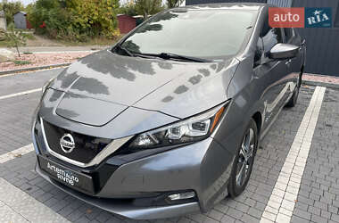 Хэтчбек Nissan Leaf 2018 в Ровно