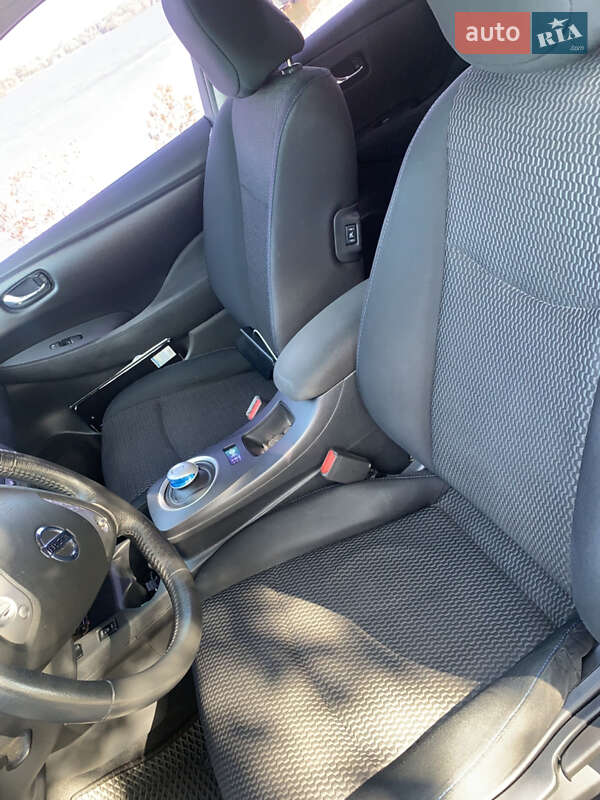 Хэтчбек Nissan Leaf 2014 в Днепре фото 22 Хэтчбек Nissan Leaf 2014 в Днепре