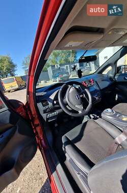 Хэтчбек Nissan Leaf 2013 в Калуше