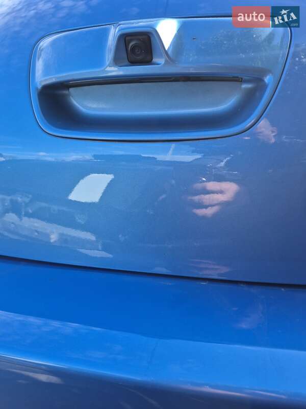 Хэтчбек Nissan Leaf 2013 в Днепре