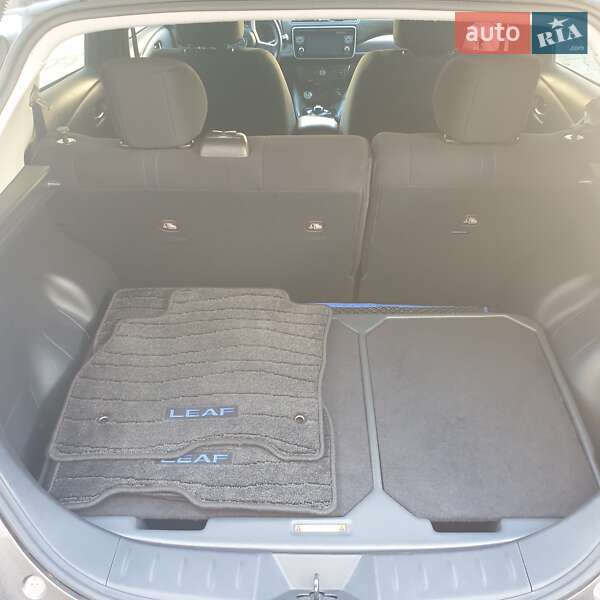 Хэтчбек Nissan Leaf 2018 в Одессе