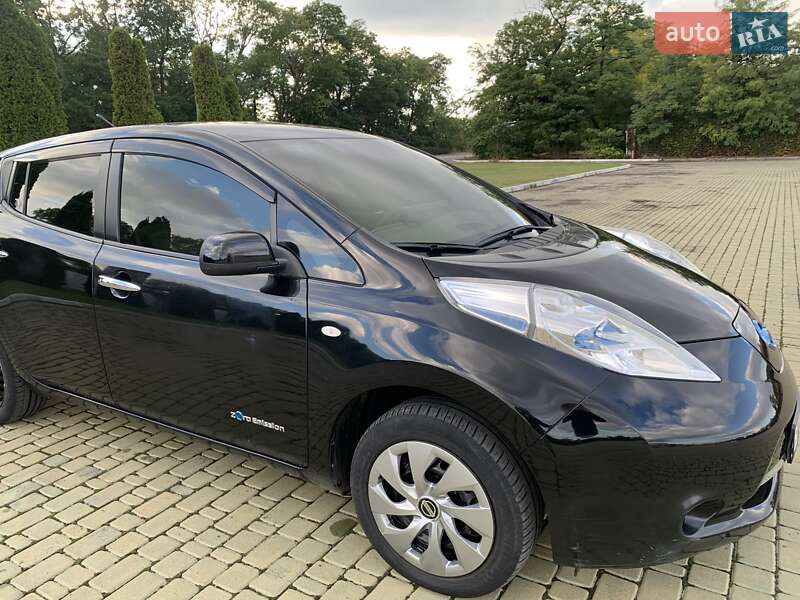 Хэтчбек Nissan Leaf 2014 в Одессе