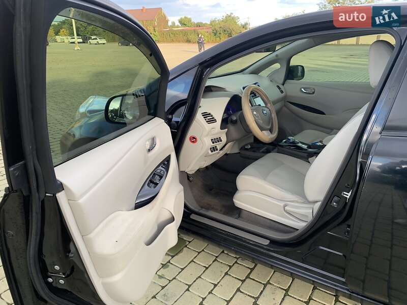 Хэтчбек Nissan Leaf 2014 в Одессе
