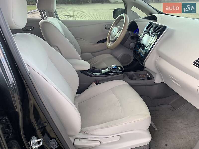 Хэтчбек Nissan Leaf 2014 в Одессе