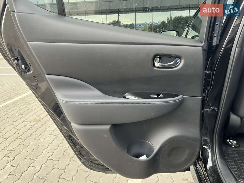 Хэтчбек Nissan Leaf 2021 в Львове фото 24 Хэтчбек Nissan Leaf 2021 в Львове