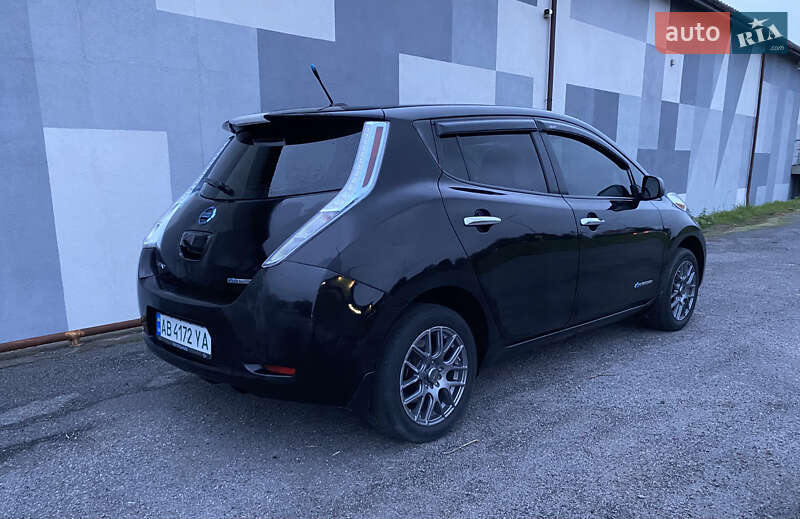 Хэтчбек Nissan Leaf 2014 в Виннице