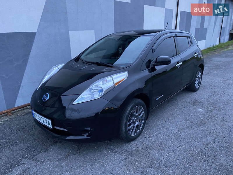 Хэтчбек Nissan Leaf 2014 в Виннице