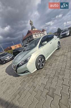 Хэтчбек Nissan Leaf 2018 в Ужгороде