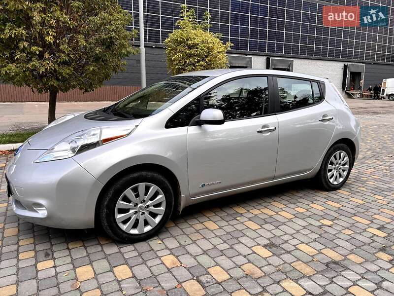 Хэтчбек Nissan Leaf 2017 в Луцке фото 7 Хэтчбек Nissan Leaf 2017 в Луцке