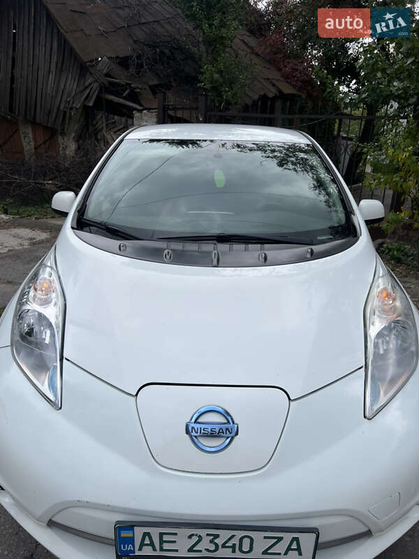 Хэтчбек Nissan Leaf 2015 в Днепре фото 6 Хэтчбек Nissan Leaf 2015 в Днепре