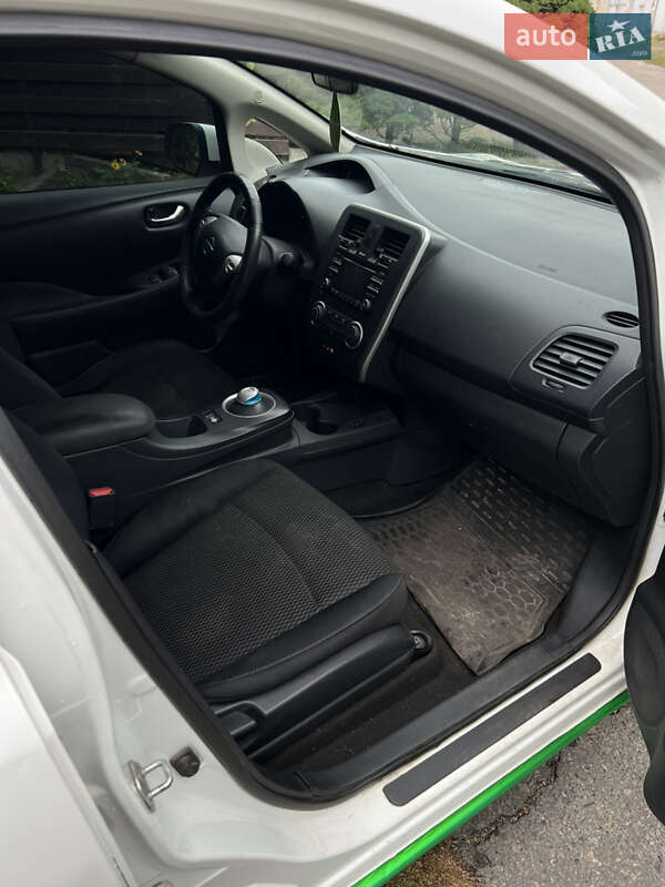 Хэтчбек Nissan Leaf 2015 в Днепре фото 9 Хэтчбек Nissan Leaf 2015 в Днепре