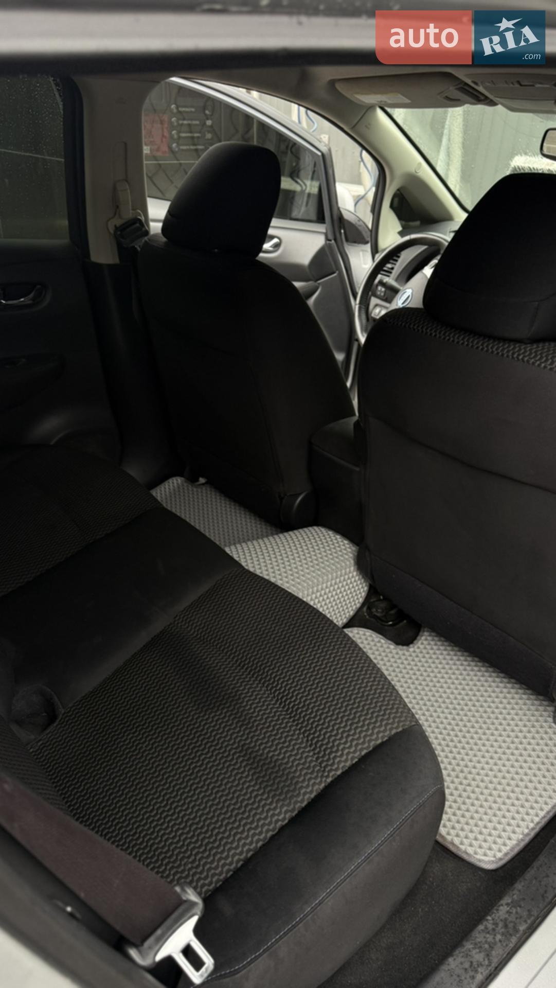 2014 Nissan Leaf - мініатюра 11