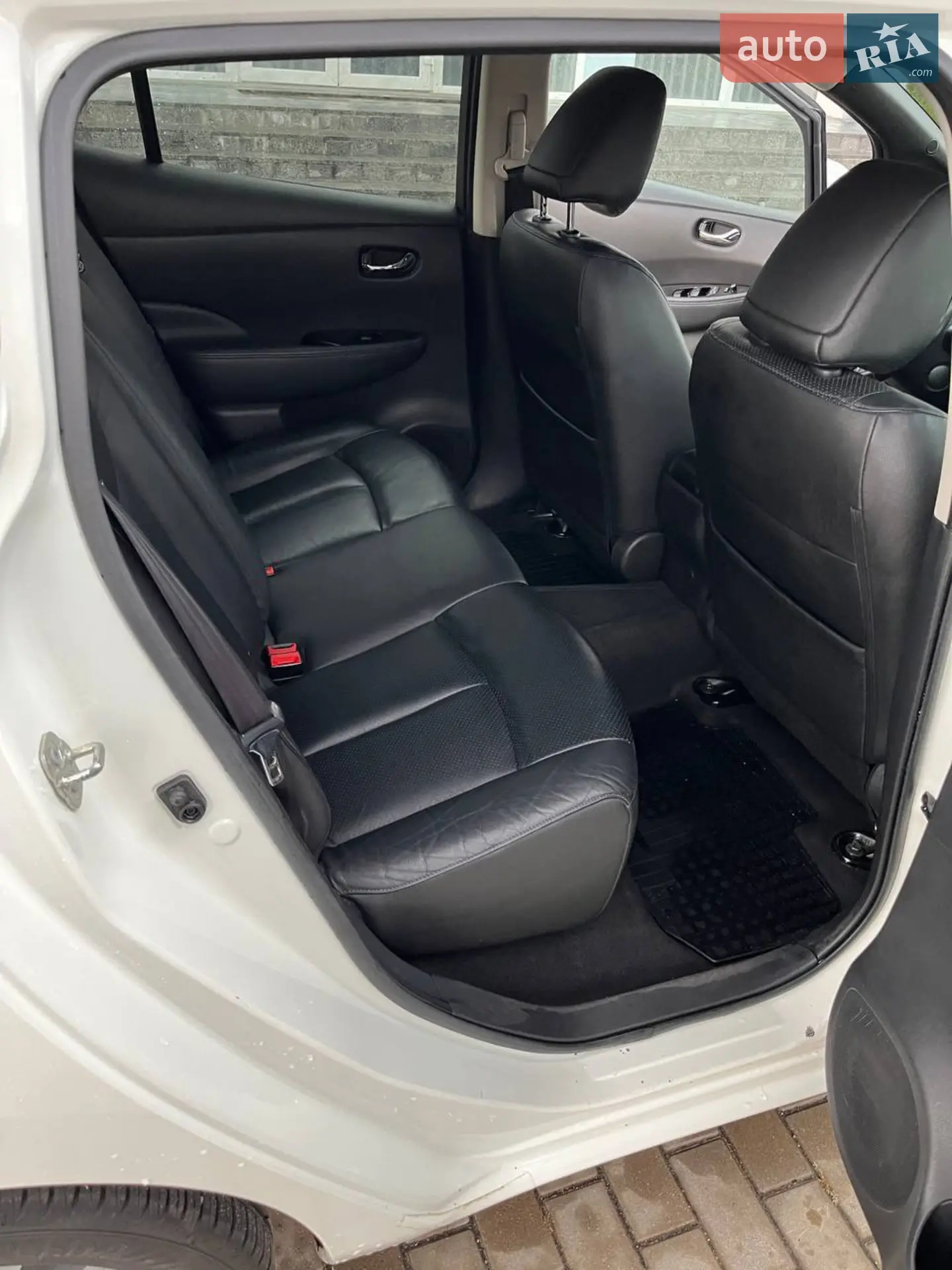 2015 Nissan Leaf - мініатюра 19
