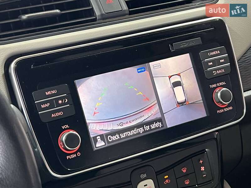 Хэтчбек Nissan Leaf 2018 в Одессе