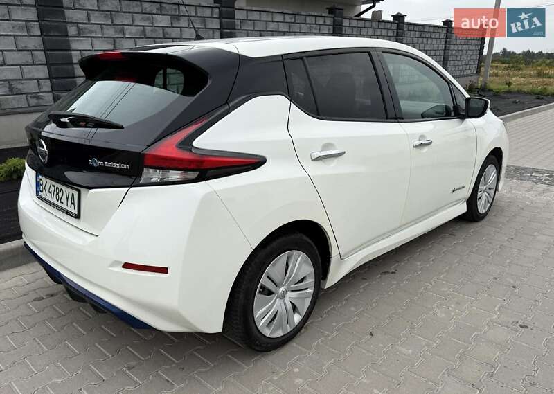 Хетчбек Nissan Leaf 2020 в Рівному