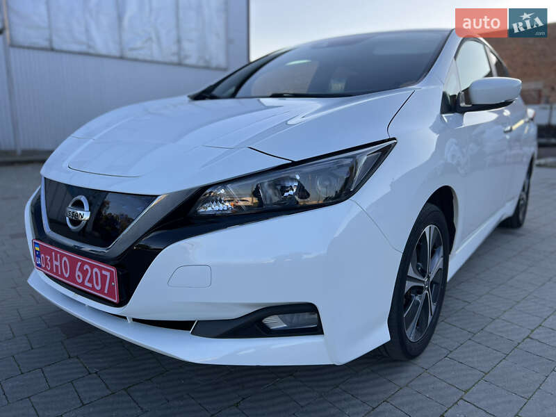 Nissan Leaf 2021