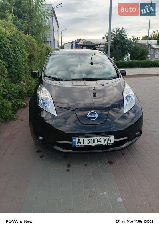 Хетчбек Nissan Leaf 2015 в Києві фото 2 Хетчбек Nissan Leaf 2015 в Києві