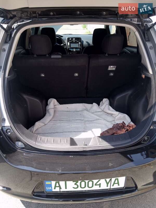 Хетчбек Nissan Leaf 2015 в Києві фото 8 Хетчбек Nissan Leaf 2015 в Києві
