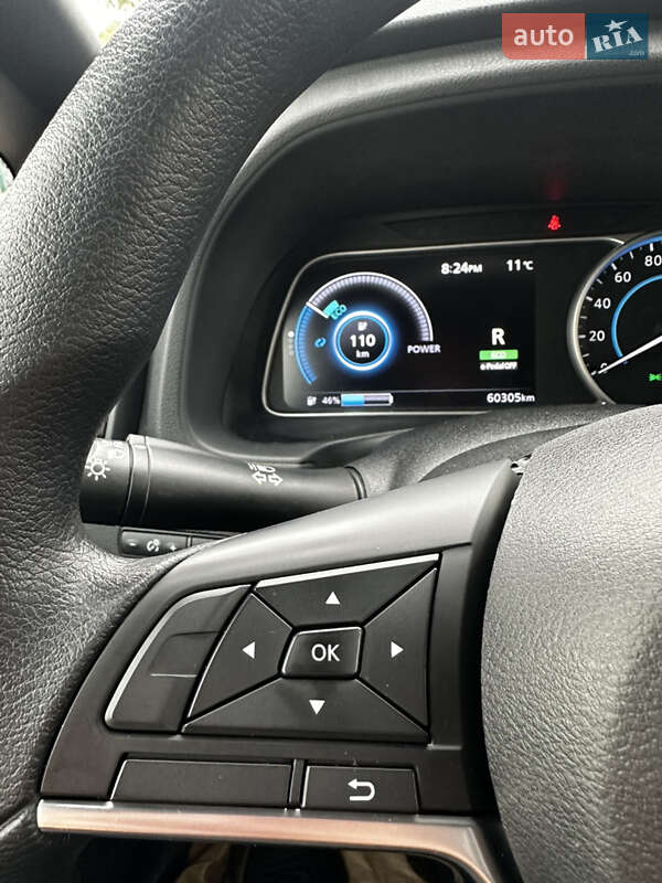 Хэтчбек Nissan Leaf 2019 в Киеве