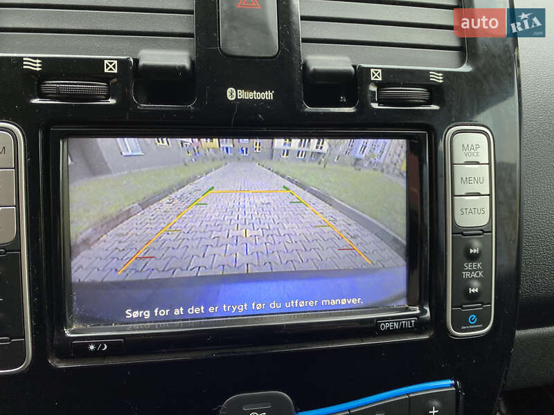 Хэтчбек Nissan Leaf 2015 в Черновцах