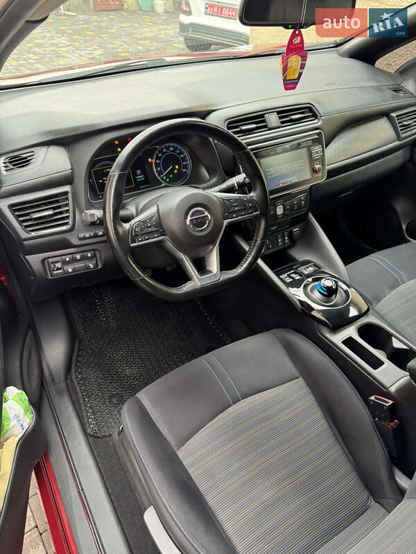 Хэтчбек Nissan Leaf 2019 в Каменец-Подольском фото 4 Хэтчбек Nissan Leaf 2019 в Каменец-Подольском