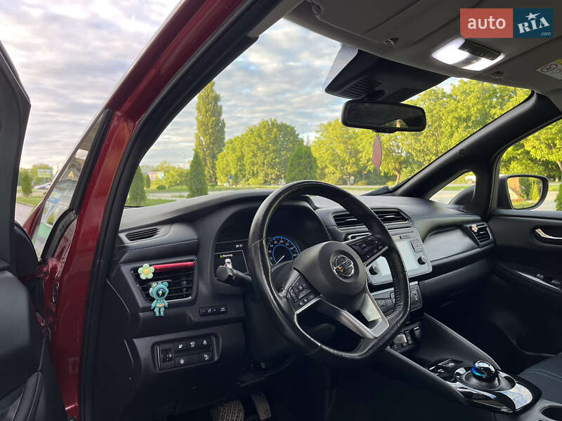Хэтчбек Nissan Leaf 2019 в Каменец-Подольском фото 19 Хэтчбек Nissan Leaf 2019 в Каменец-Подольском