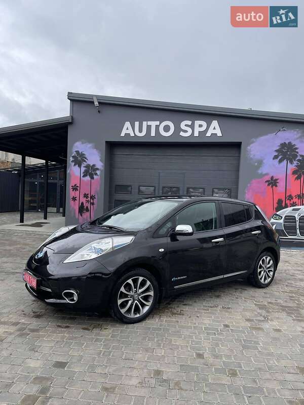 Хетчбек Nissan Leaf 2014 в Звенигородці фото 7 Хетчбек Nissan Leaf 2014 в Звенигородці