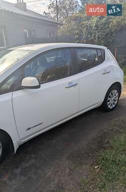 Хэтчбек Nissan Leaf 2014 в Житомире