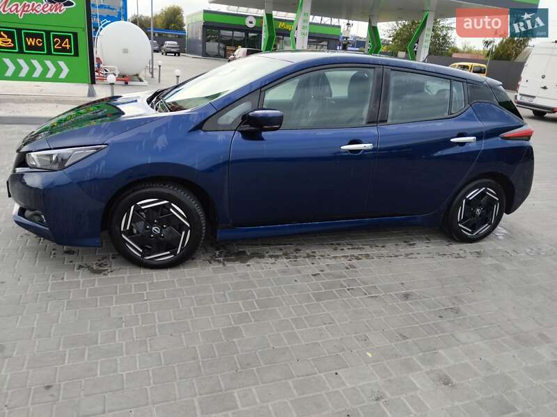 Хетчбек Nissan Leaf 2023 в Дніпрі фото 3 Хетчбек Nissan Leaf 2023 в Дніпрі