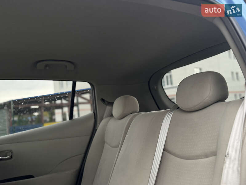 Хетчбек Nissan Leaf 2013 в Вінниці