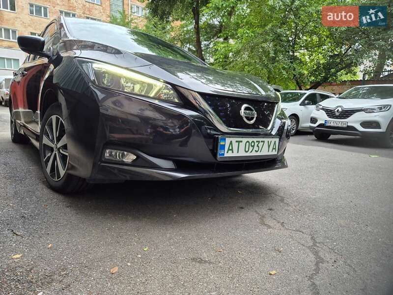 Хетчбек Nissan Leaf 2018 в Хмельницькому фото 15 Хетчбек Nissan Leaf 2018 в Хмельницькому