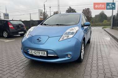 Хетчбек Nissan Leaf 2012 в Чернівцях