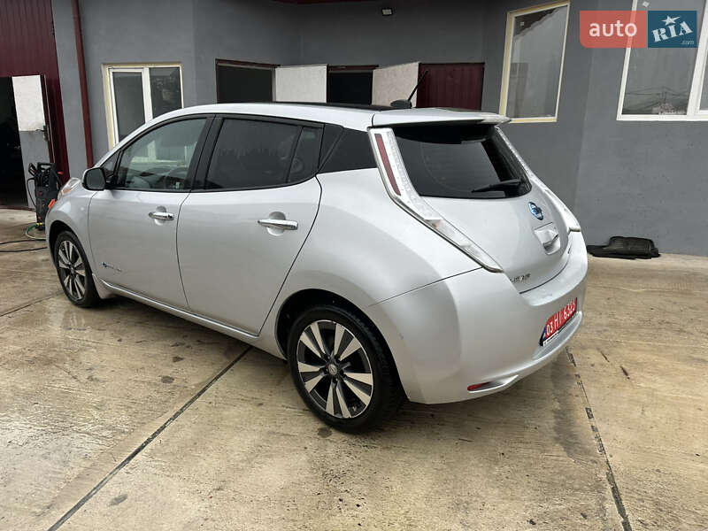 Хетчбек Nissan Leaf 2015 в Сокалі фото 6 Хетчбек Nissan Leaf 2015 в Сокалі