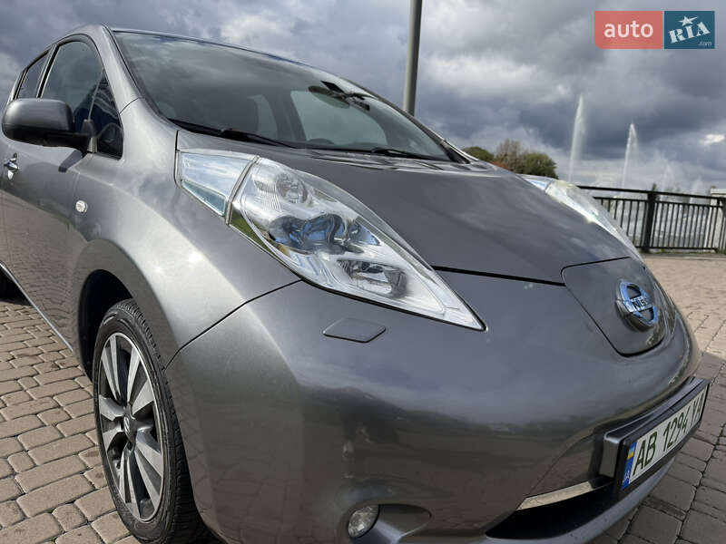 Хетчбек Nissan Leaf 2015 в Вінниці