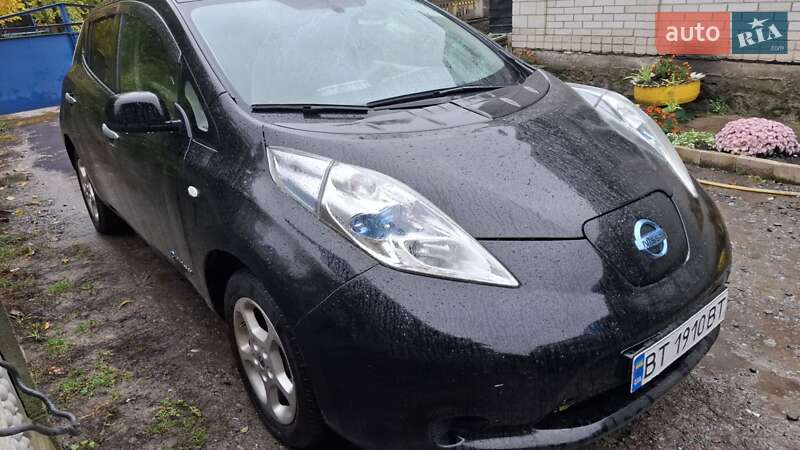 Хетчбек Nissan Leaf 2011 в Білій Церкві