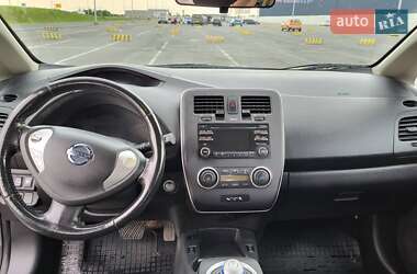 Хэтчбек Nissan Leaf 2014 в Львове