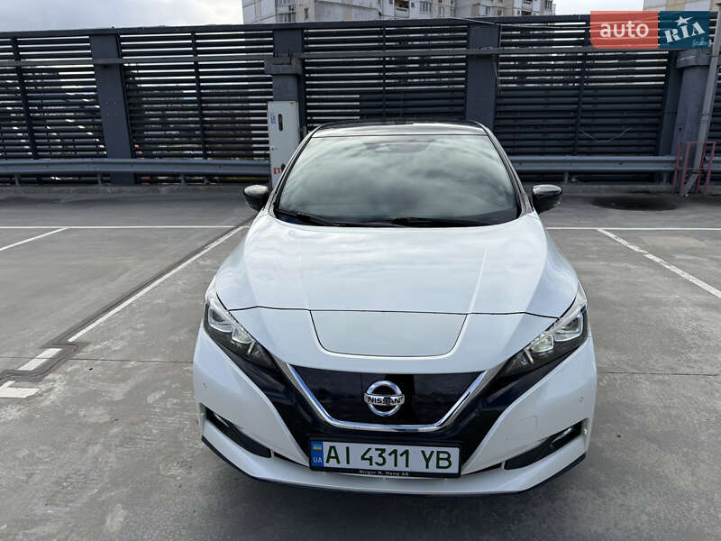 Хетчбек Nissan Leaf 2019 в Києві фото 3 Хетчбек Nissan Leaf 2019 в Києві