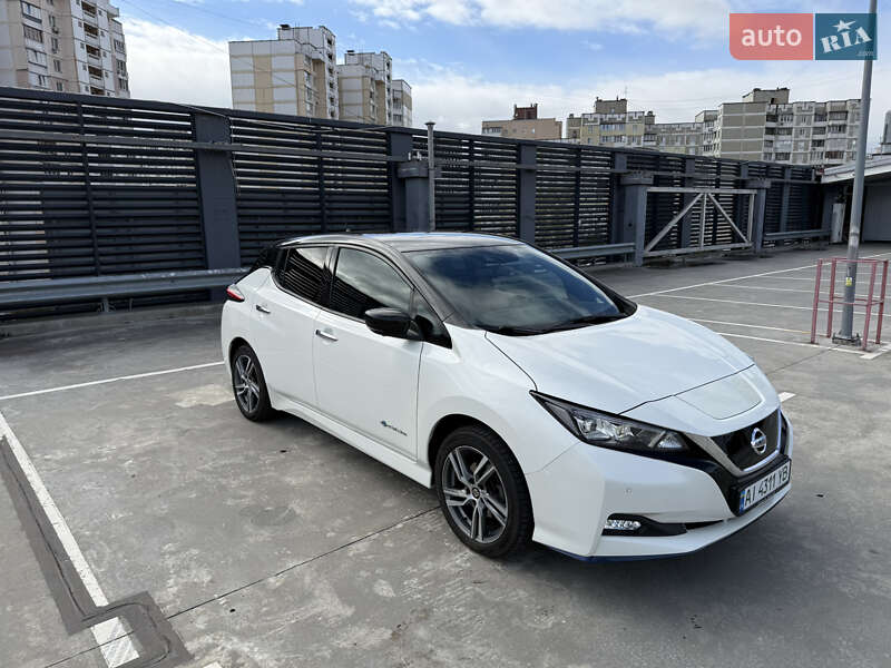 Хетчбек Nissan Leaf 2019 в Києві фото 8 Хетчбек Nissan Leaf 2019 в Києві
