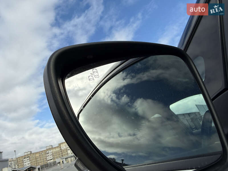 Хетчбек Nissan Leaf 2019 в Києві фото 11 Хетчбек Nissan Leaf 2019 в Києві