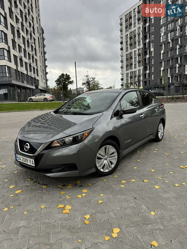 Хэтчбек Nissan Leaf 2018 в Кропивницком фото 23 Хэтчбек Nissan Leaf 2018 в Кропивницком