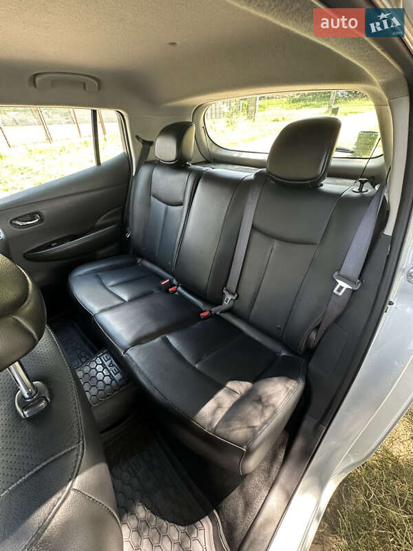 Хэтчбек Nissan Leaf 2014 в Сумах