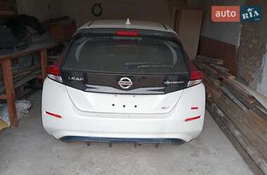 Хэтчбек Nissan Leaf 2018 в Шепетовке