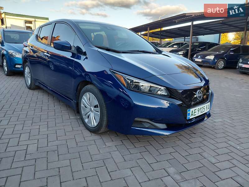 Хэтчбек Nissan Leaf 2024 в Кривом Роге фото 16 Хэтчбек Nissan Leaf 2024 в Кривом Роге